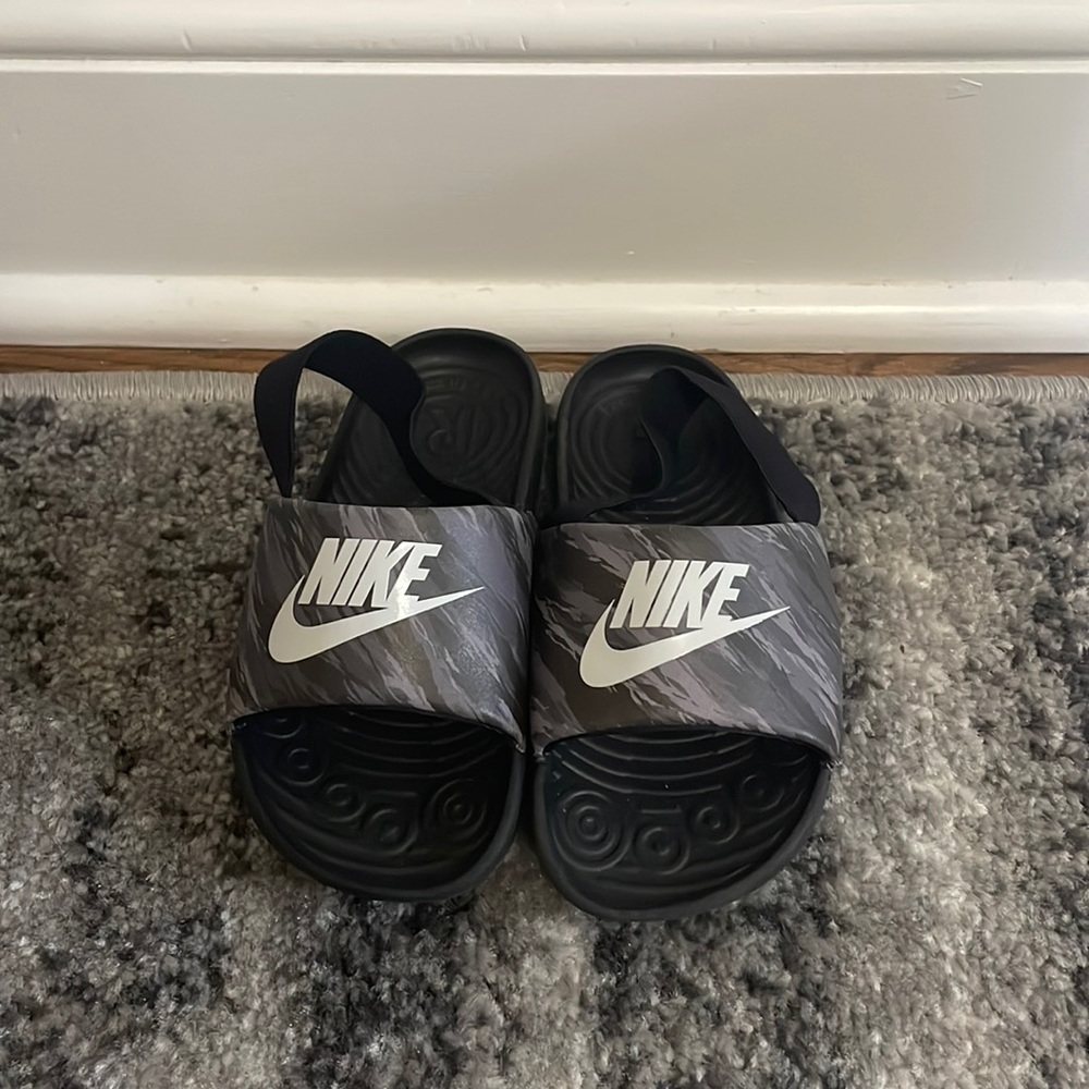 Nike toddler sandal